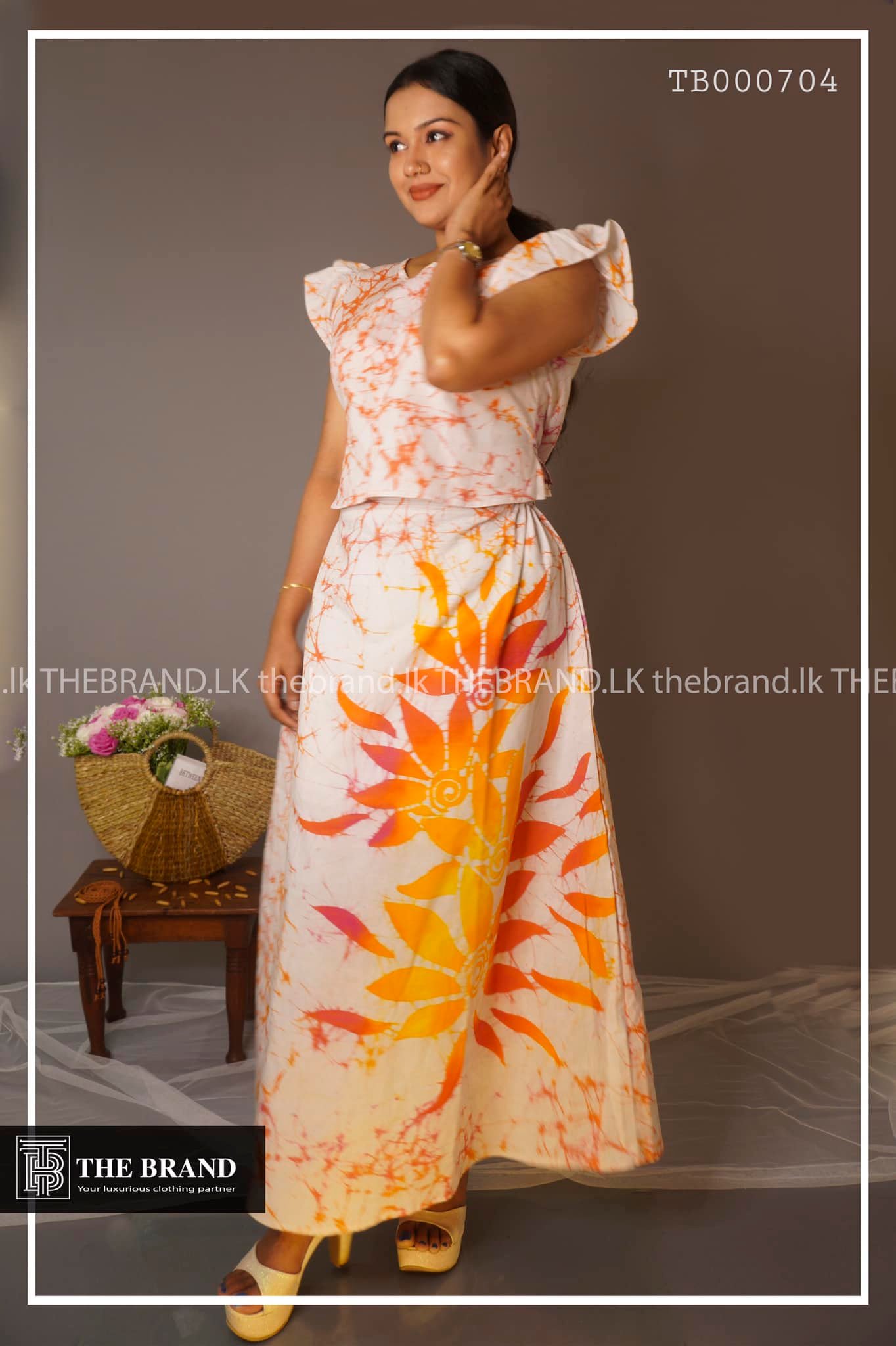The brand mulicolour batik Skirt and blouse 1